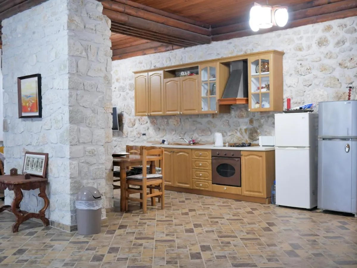 Seaside Duplex Stone Villa كيبارو